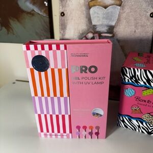 Pink and Orange Gel Polish Kit with UV Lamp